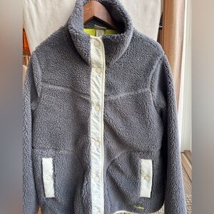 L.L. Bean Women’s Bean’s Sherpa Fleece Jacket -Size large